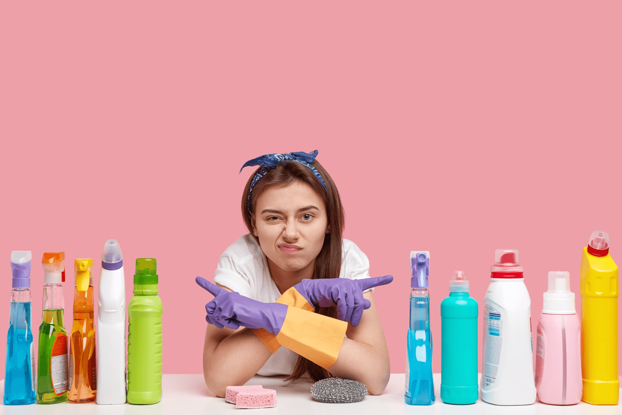 Woman refusing scented cleaning and hygiene products, underscoring why it’s important to skip harsh chemicals for better vaginal health.