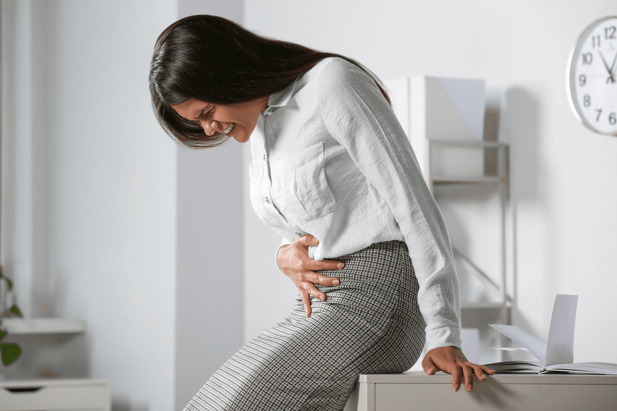 Burning Sensation While Peeing in Women: What It Means When It's Not a UTI