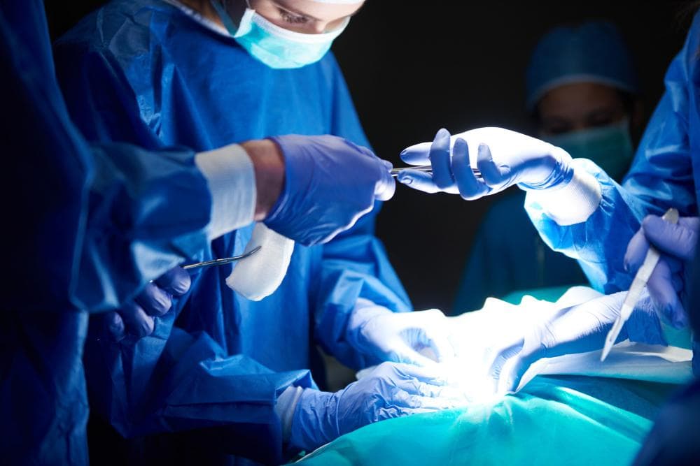 Laparoscopy vs Open Surgery: An Honest Comparison for Women Facing a Gynaecological Procedure