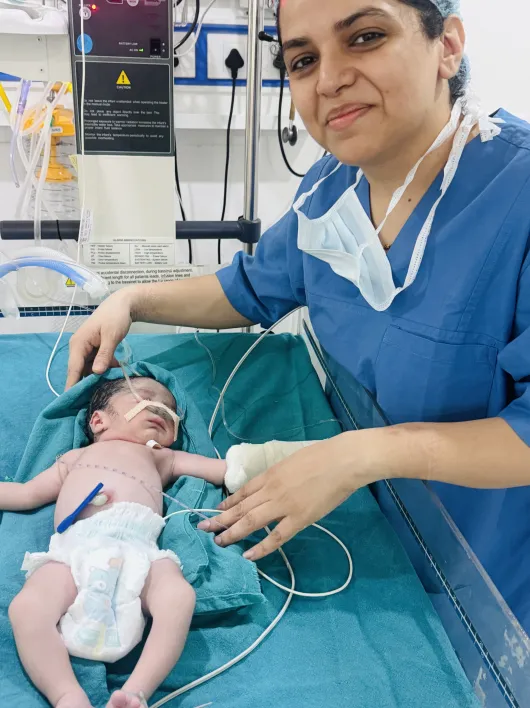 Dr. Shachi Singh and her medical team following a successful surgery at Prakash Hospital